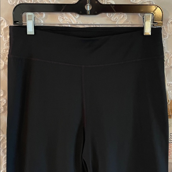 Escape by Habitat on the move, solid black leggings - Picture 2 of 7